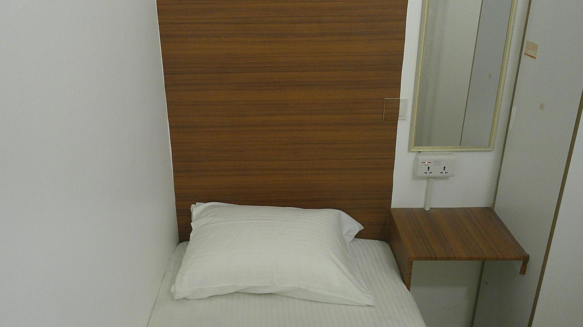 Hostel Ruby Star G P-34567 Dubai