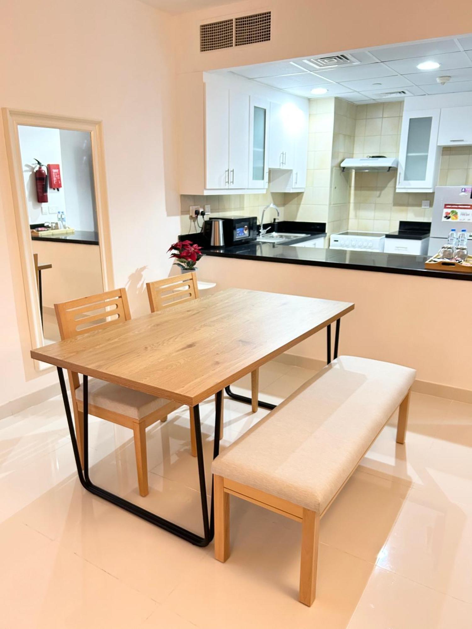 Seaside Spacious With Vibrant Vibes In Jbr By Sweet Homes Apartment