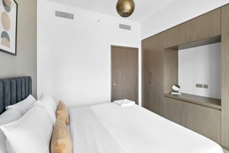Apartment Silkhaus Gorgeous 1bdr In Burj Royale Dubai