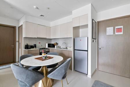 Silkhaus Gorgeous 1bdr In Burj Royale Apartment *