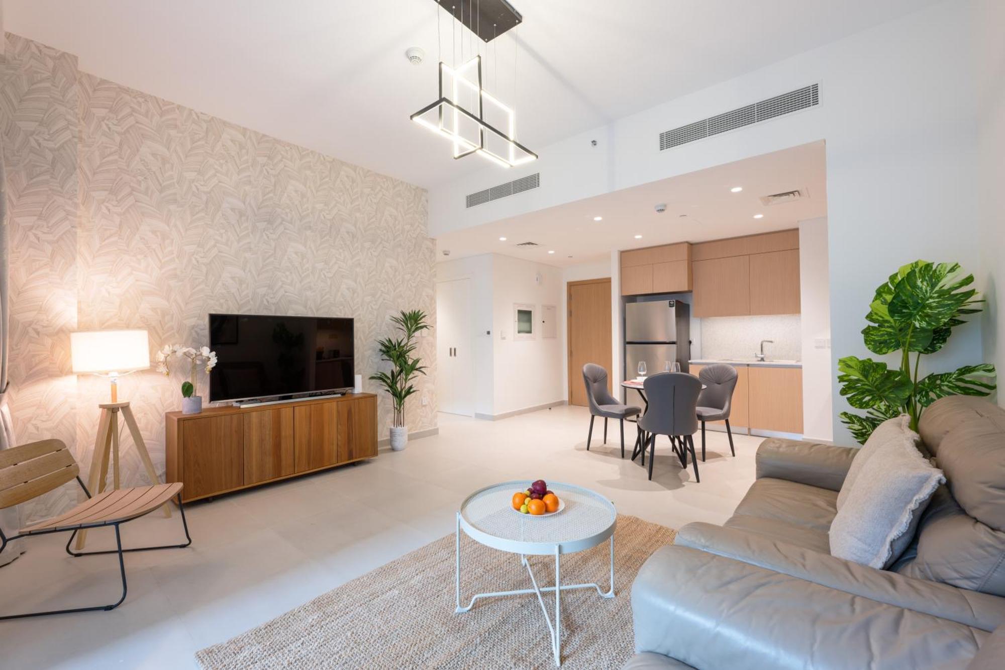 Designer 2br In Creek Summer 3mins Walk To The - 207 *