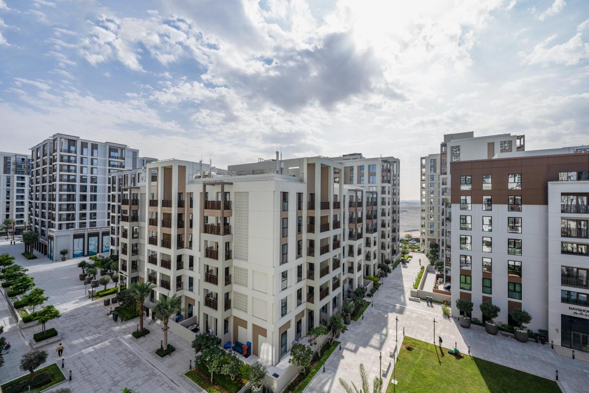 Apartment Designer 2br In Creek Summer 3mins Walk To The - 207