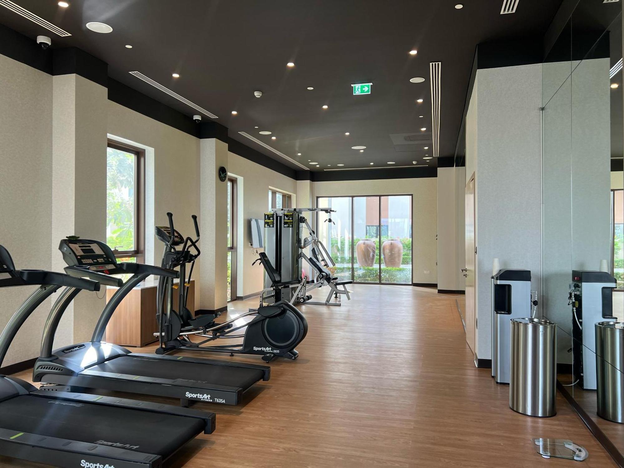 Designer 2br In Creek Summer 3mins Walk To The - 207 * Dubai