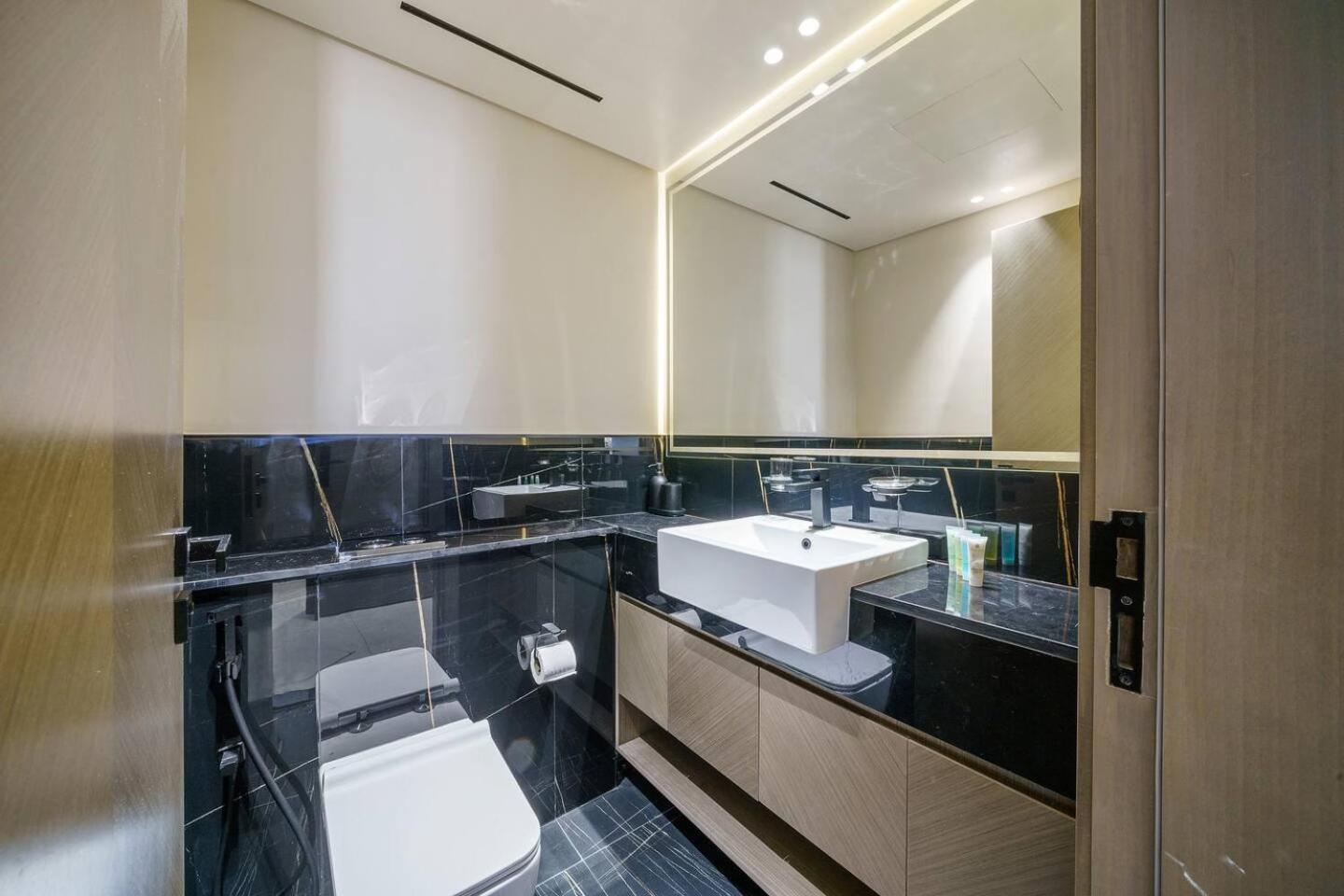 Daire Stunning 3 Bedroom In Binghatti Creek