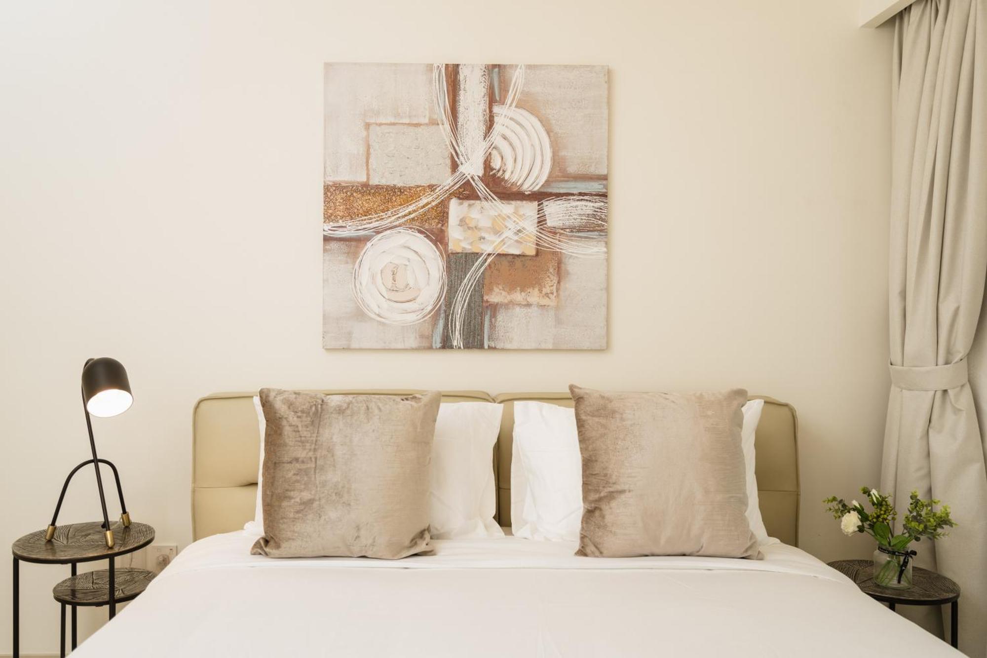Prime Retreats @ Burj Crown By Emaar, Downtown Apartment Dubai