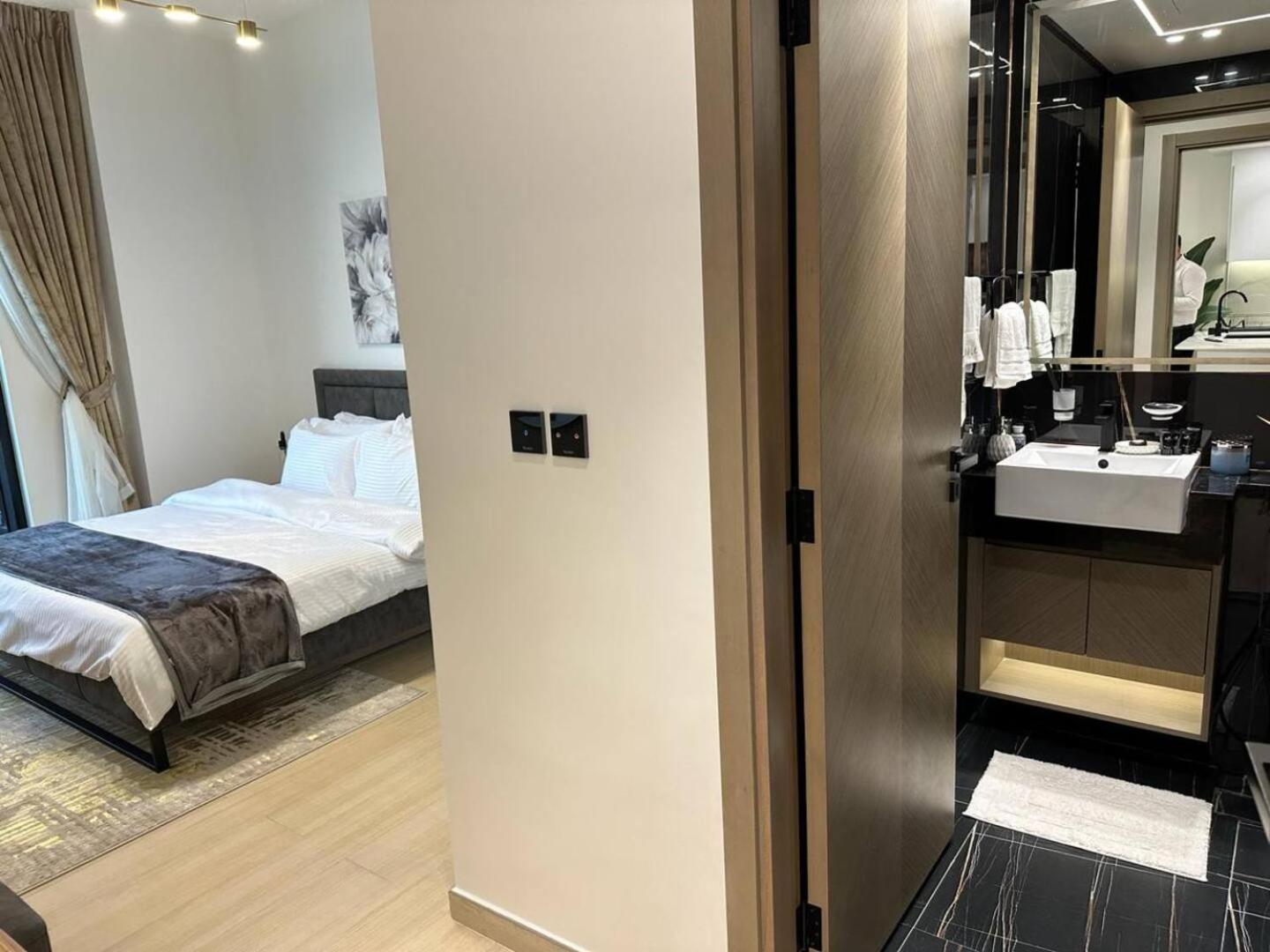 Spacious 1 Bedroom In Jvc W Balcony & Pool View Apartment Dubai