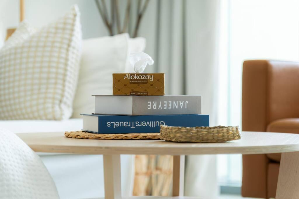 Apartamento Elite Escape - 2 Bhk Getaway With Mall Access - 1503 *