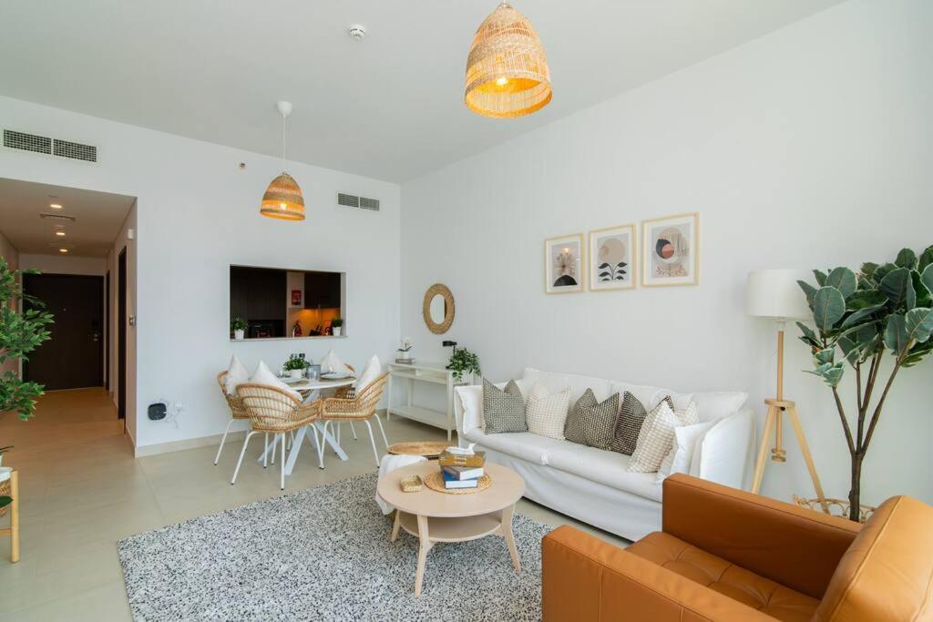 Elite Escape - 2 Bhk Getaway With Mall Access - 1503 Apartamento
