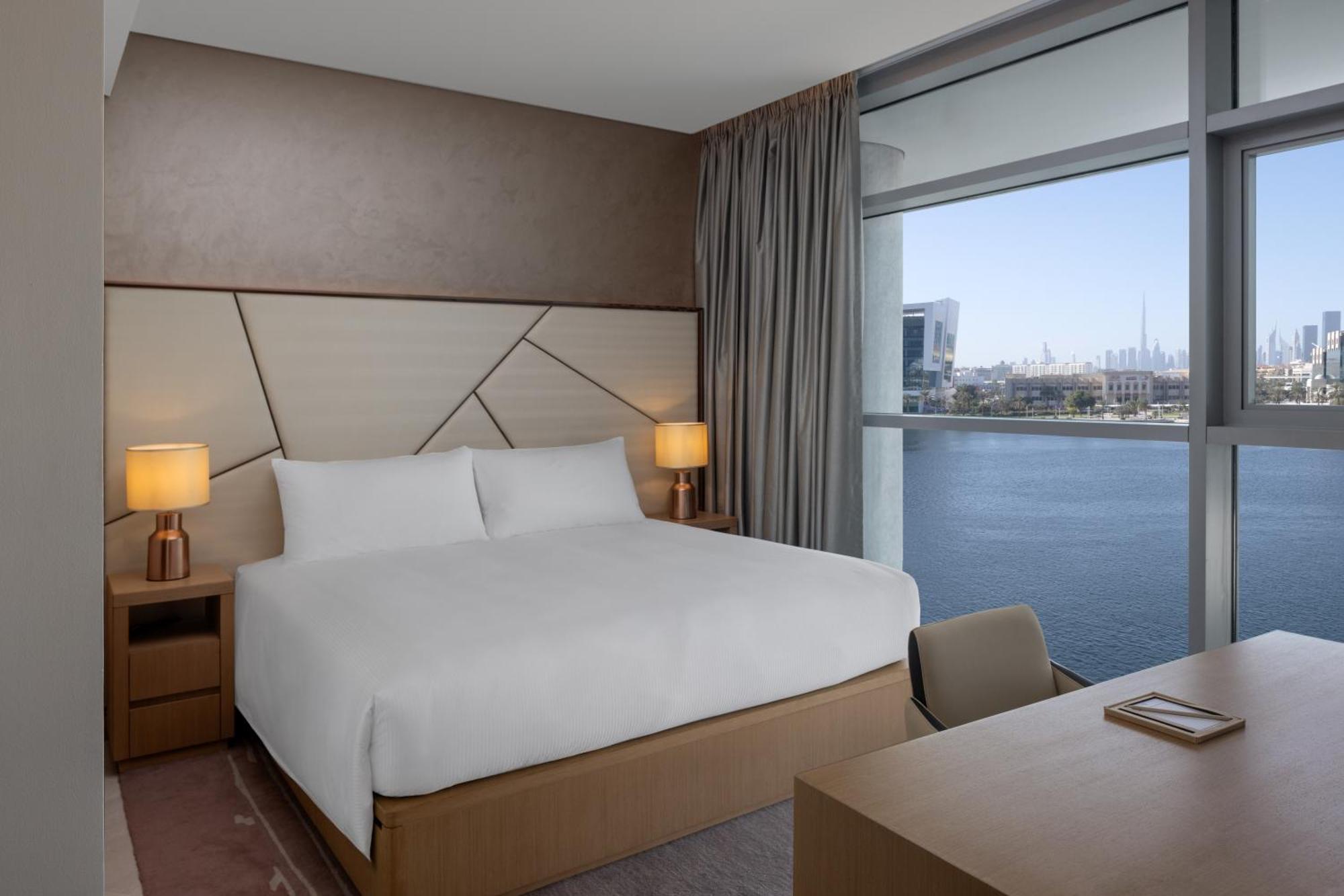 Hotel Hilton Creek & Residences