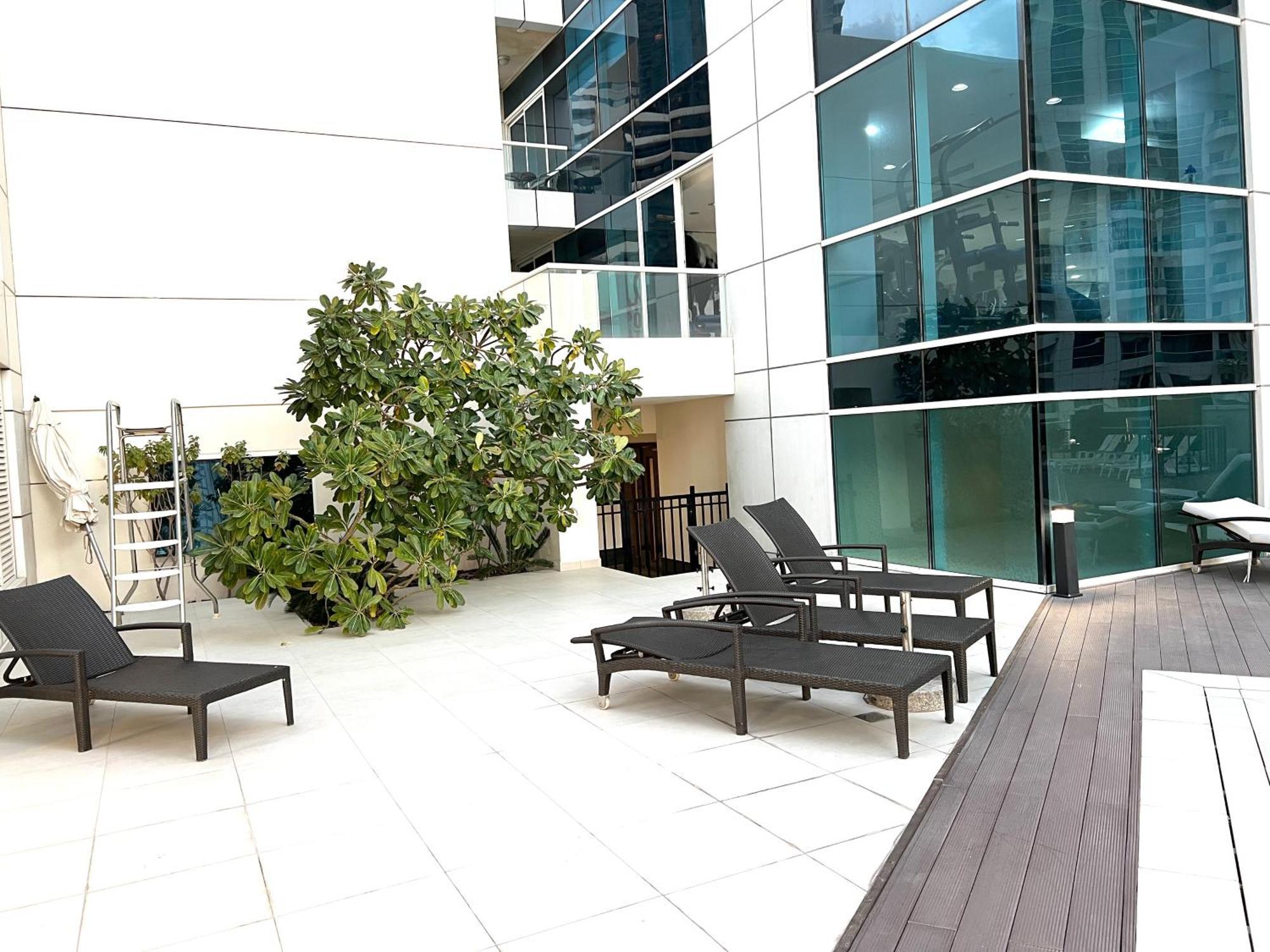 1 Bedroom Flat, Luxury Amenities, Near Jbr & Club With Free Parking In Jbr Apartment