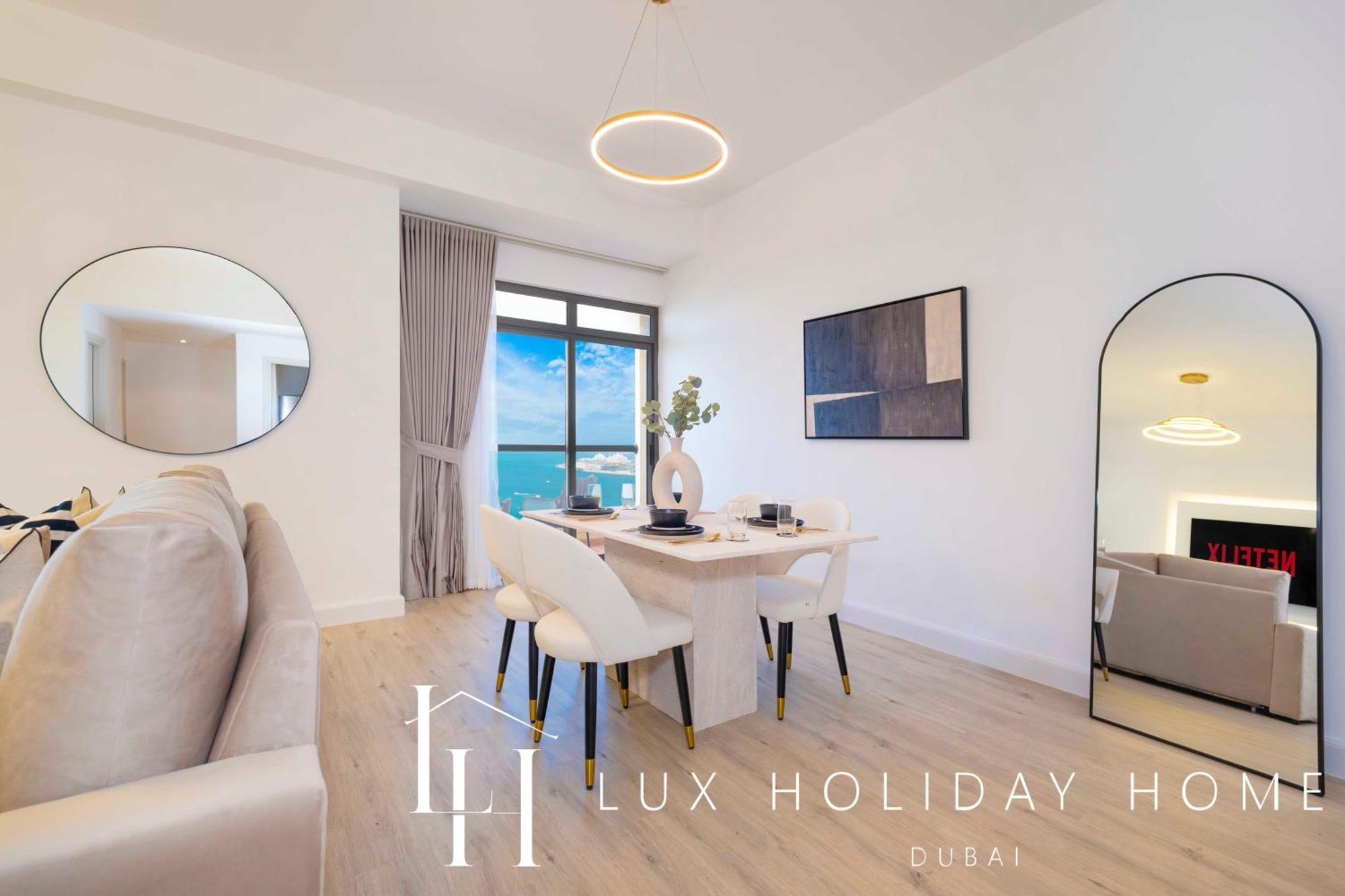 Lux The Eye Sea View