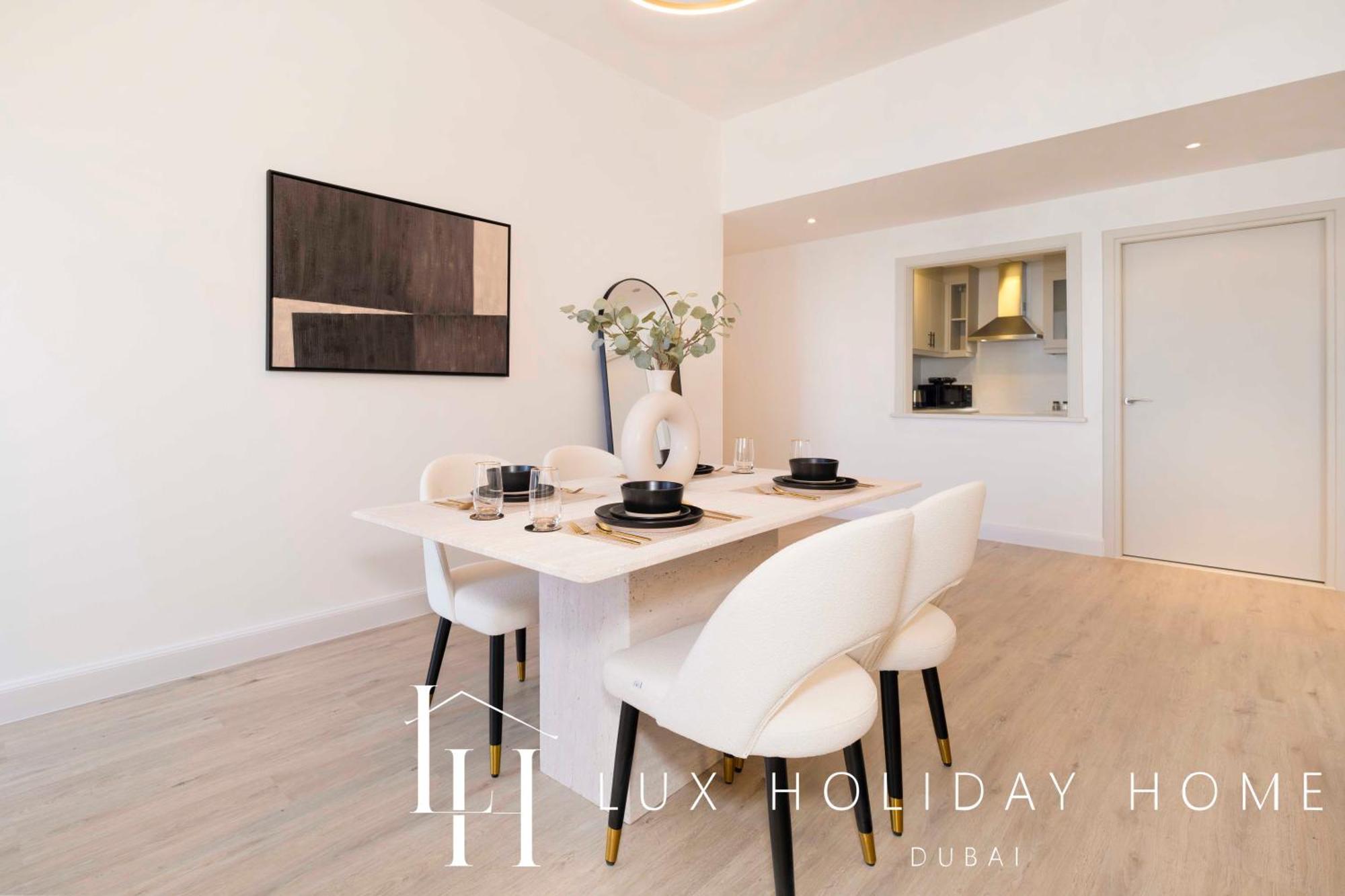 Lux The Eye Sea View Apartment *