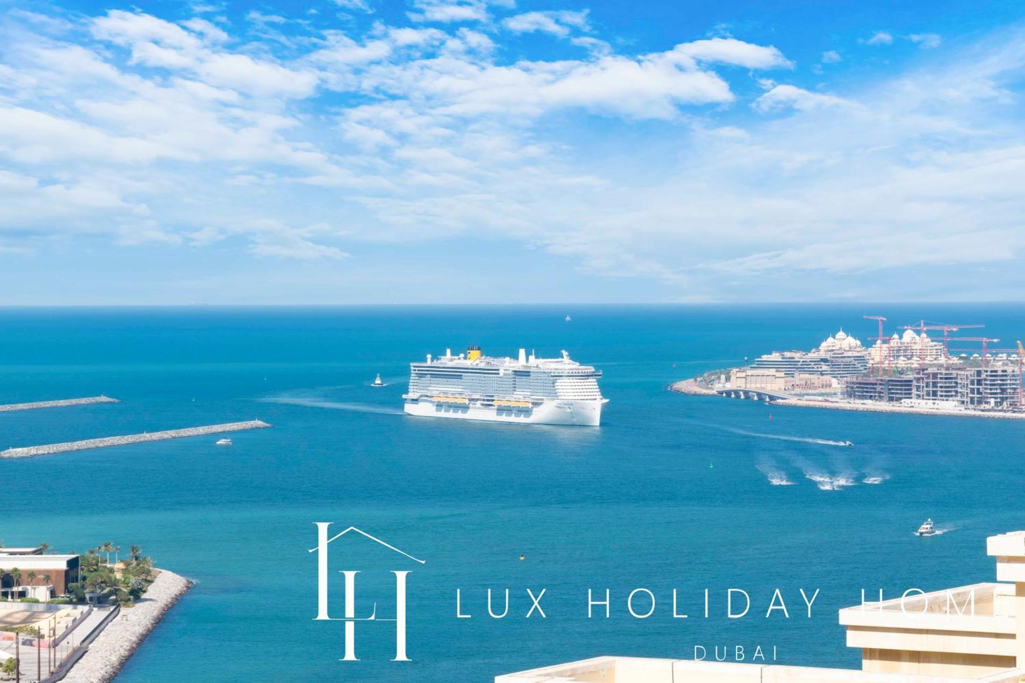 Lux The Eye Sea View