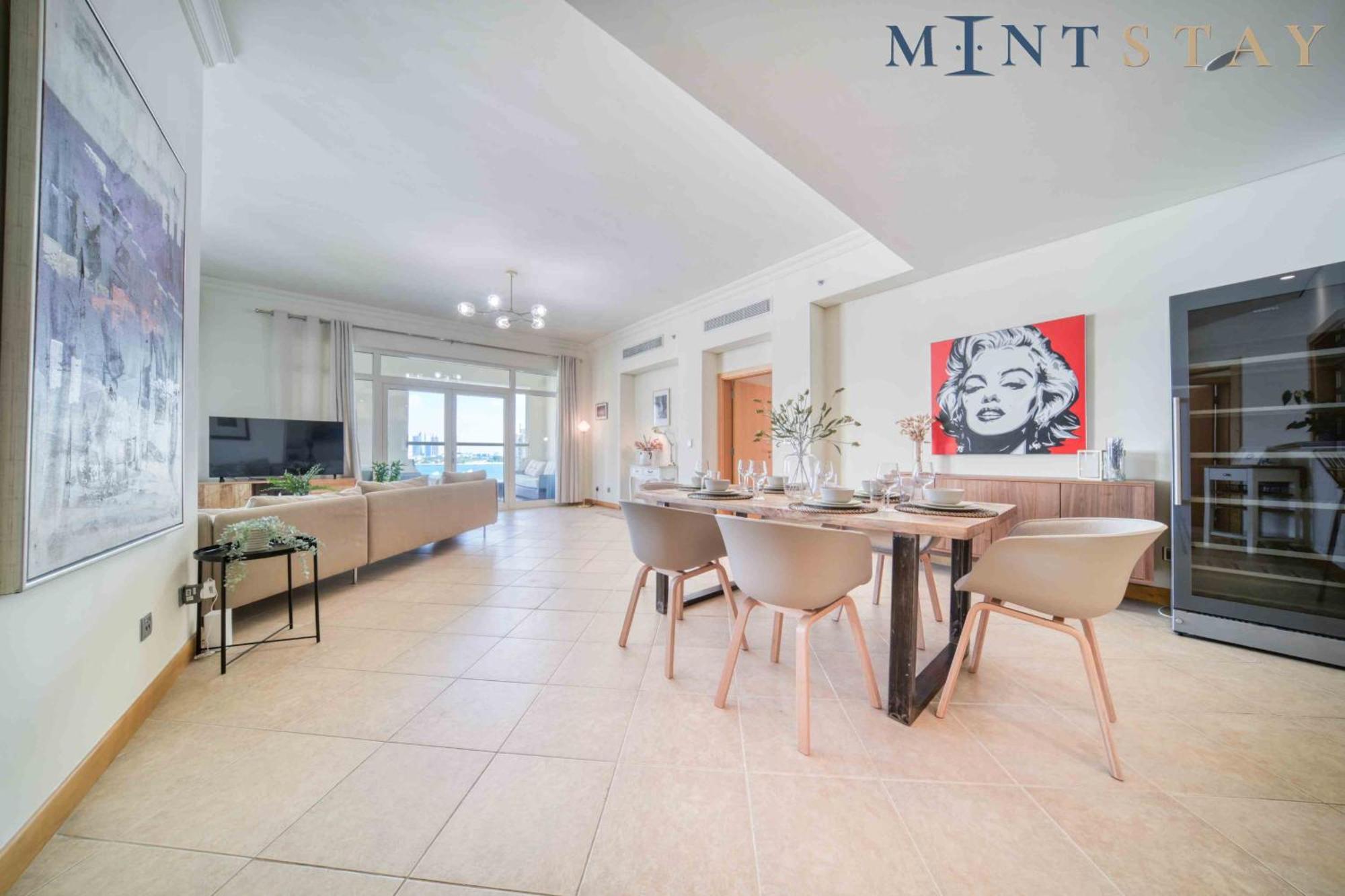 Shoreline 14, Palm Jumeirah - Mint Apartment