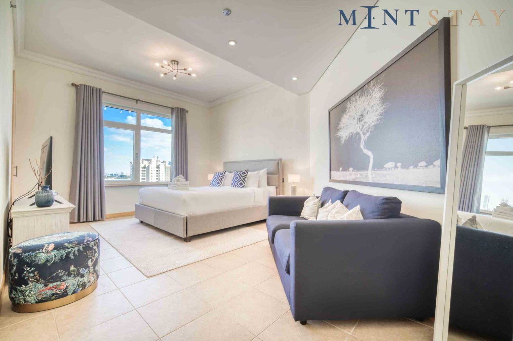 Shoreline 14, Palm Jumeirah - Mint *