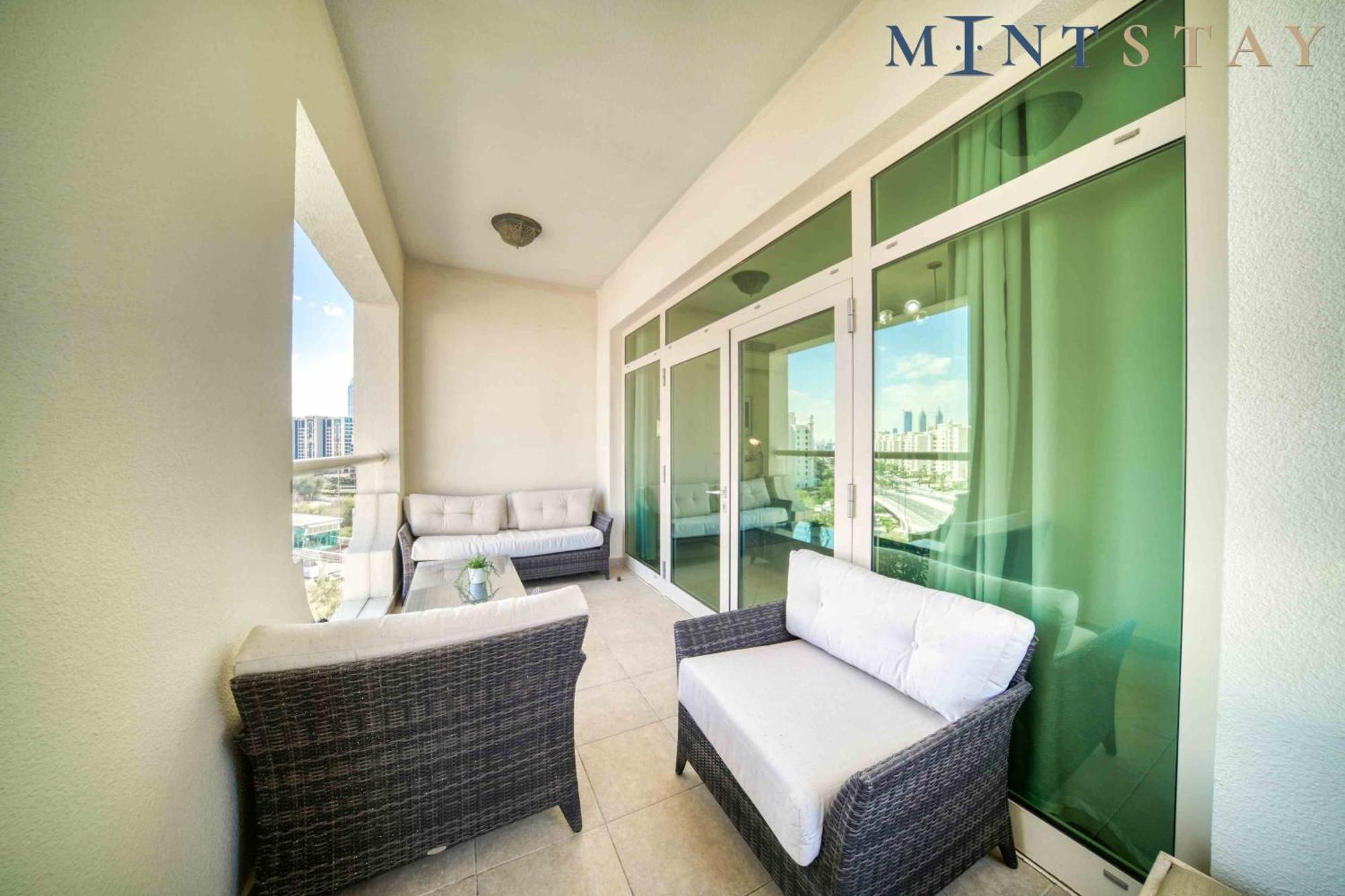 Shoreline 14, Palm Jumeirah - Mint *