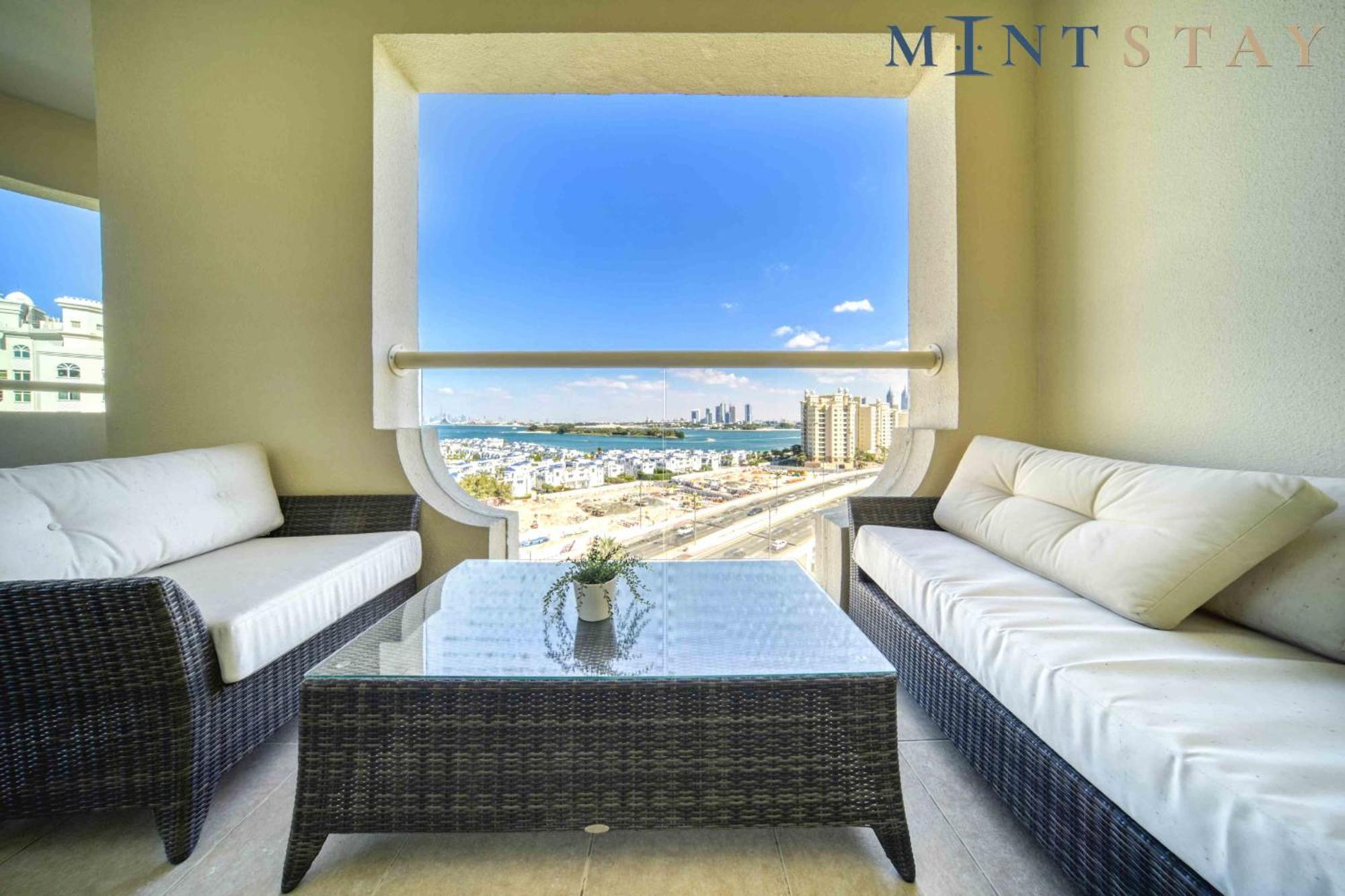 Shoreline 14, Palm Jumeirah - Mint Apartment