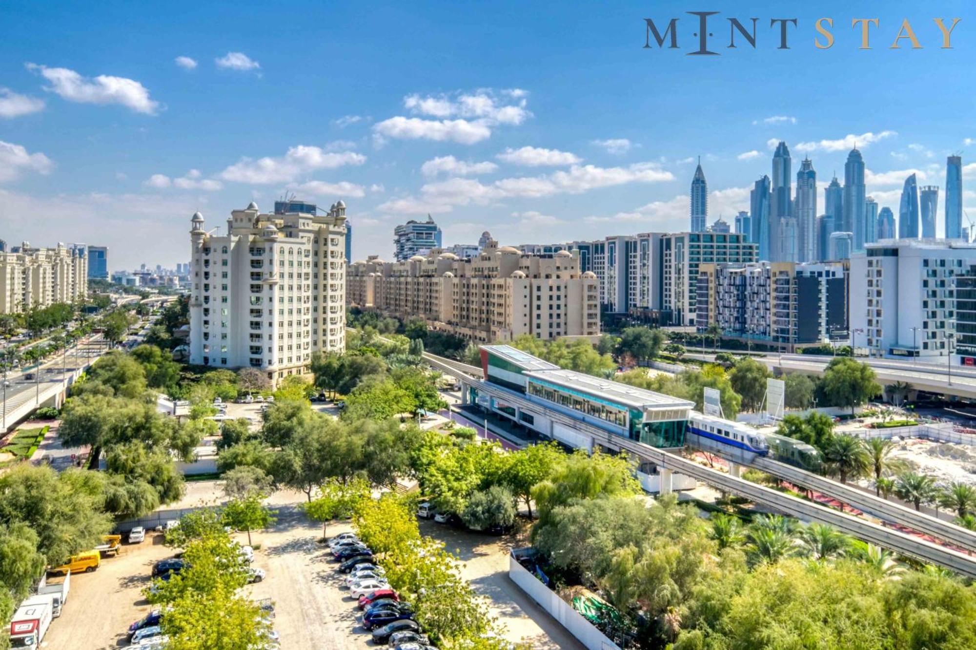 Shoreline 14, Palm Jumeirah - Mint Apartment *