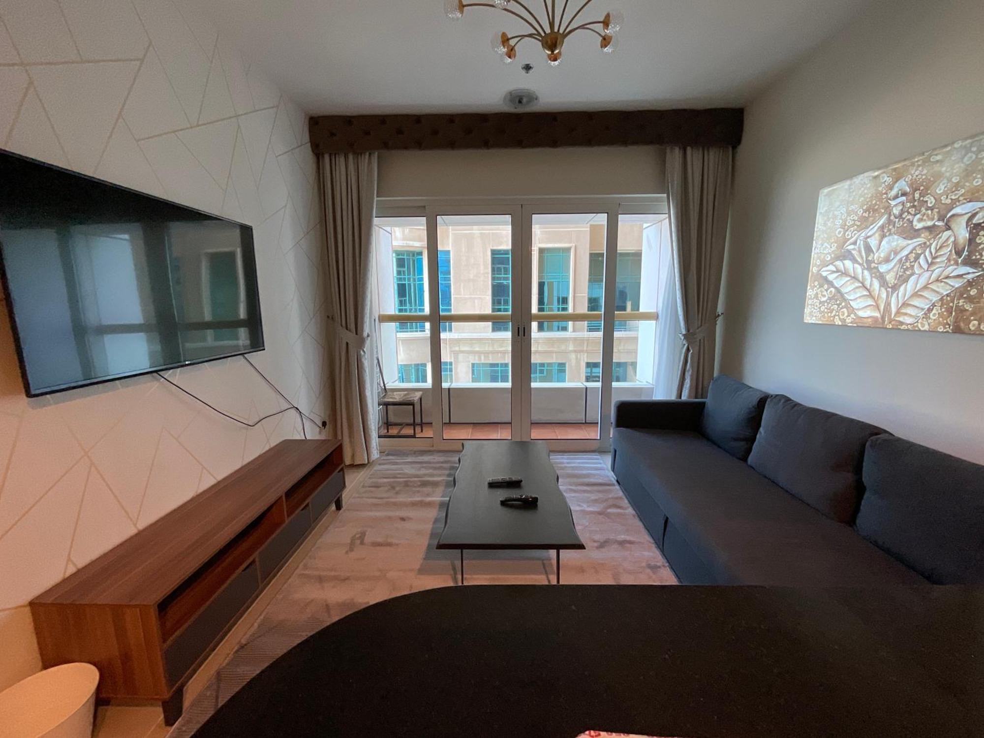 Ensuite In Coliving In Marina
