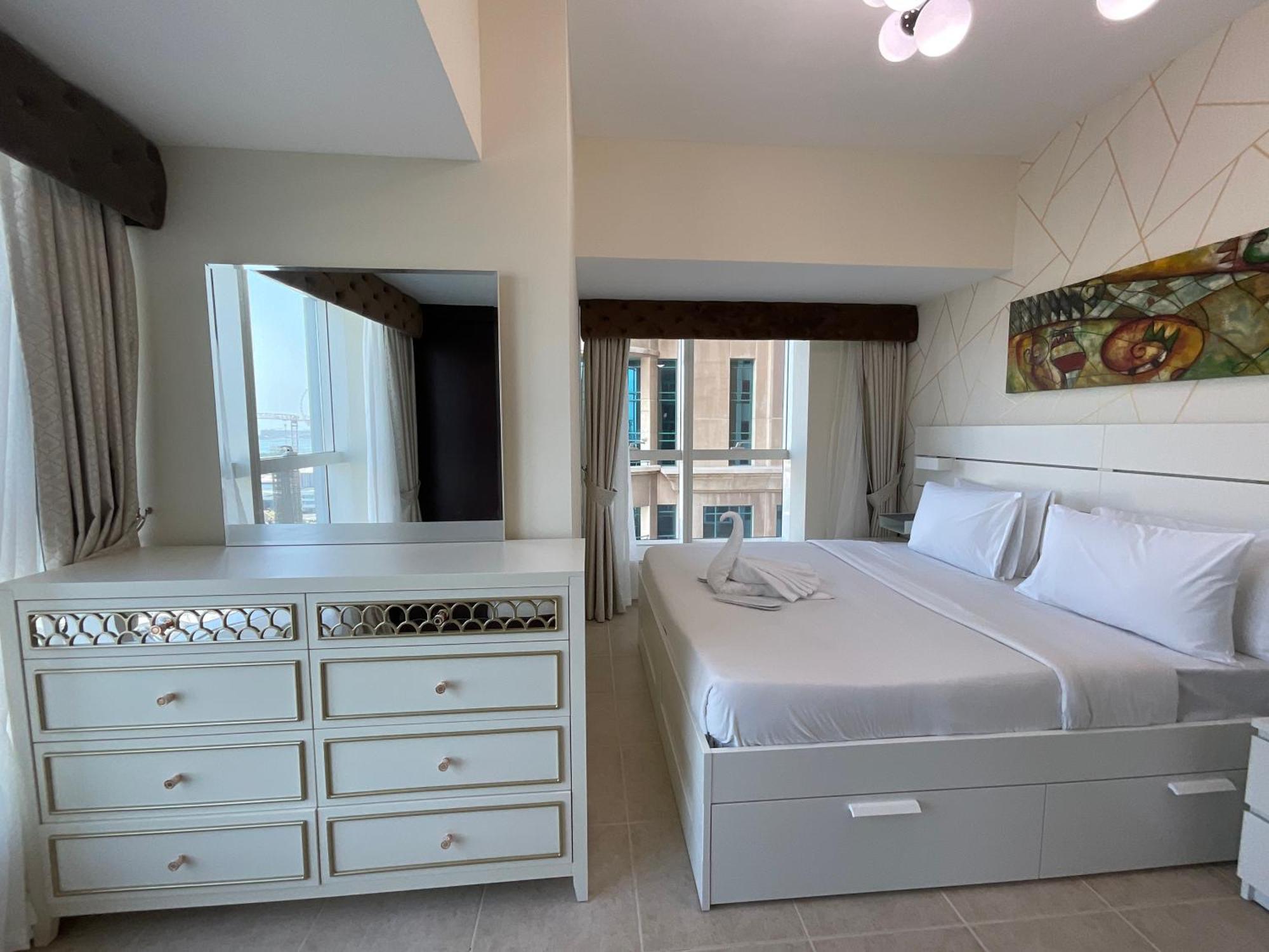 Ensuite In Coliving In Marina Homestay *