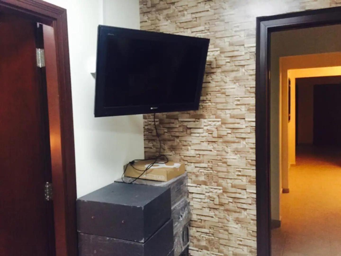 Ensuite In Coliving In Marina Homestay Dubai