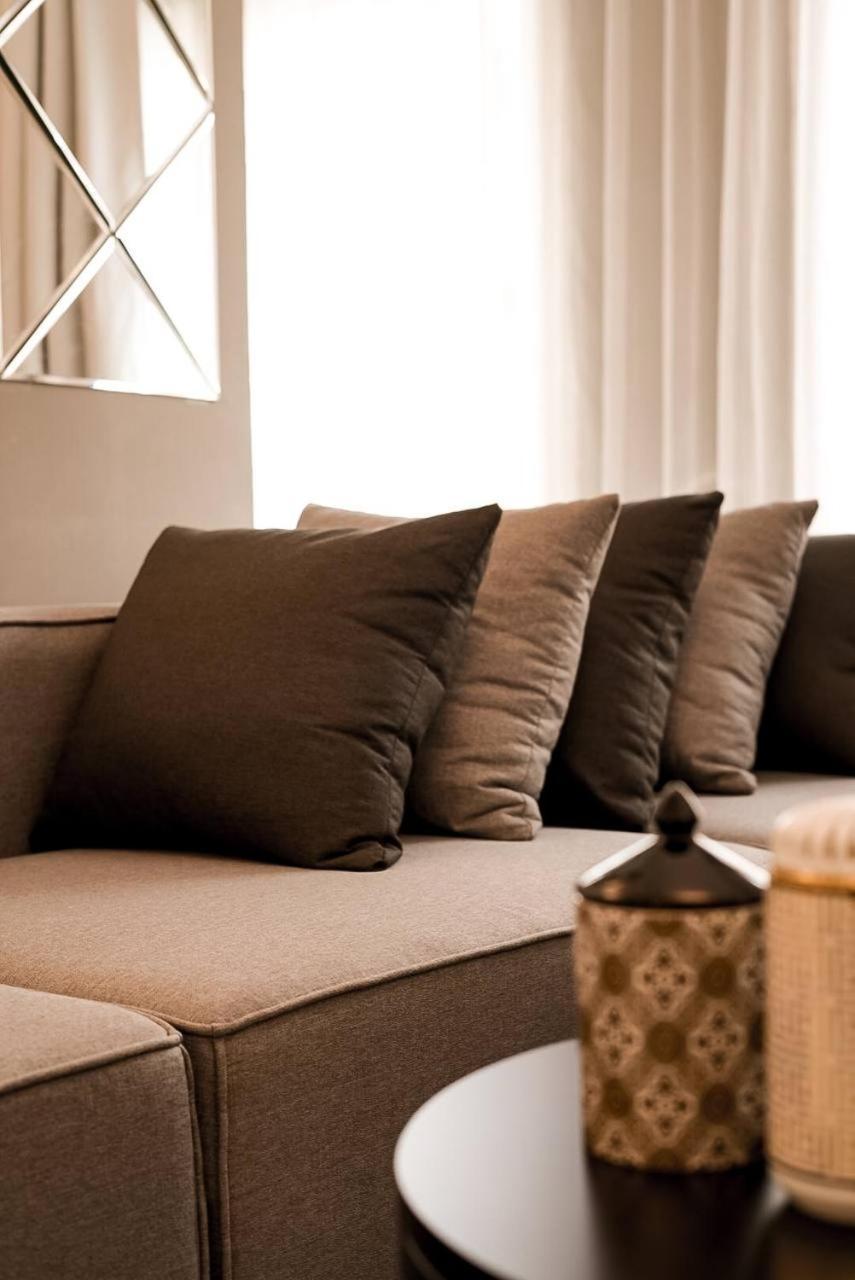 Dubaistay Luxury 2 Bedroom Jvc King And Queensize Dubai