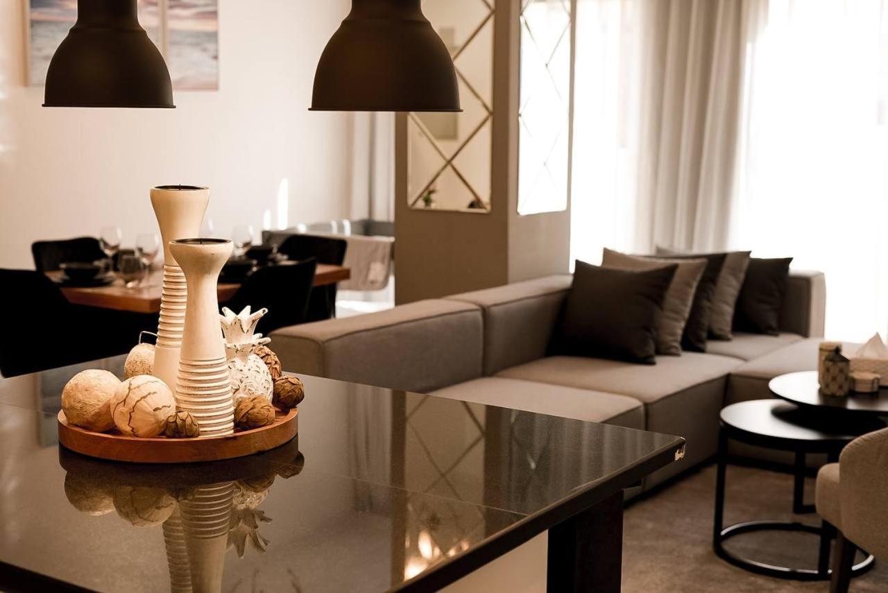 Dubaistay Luxury 2 Bedroom Jvc King And Queensize *
