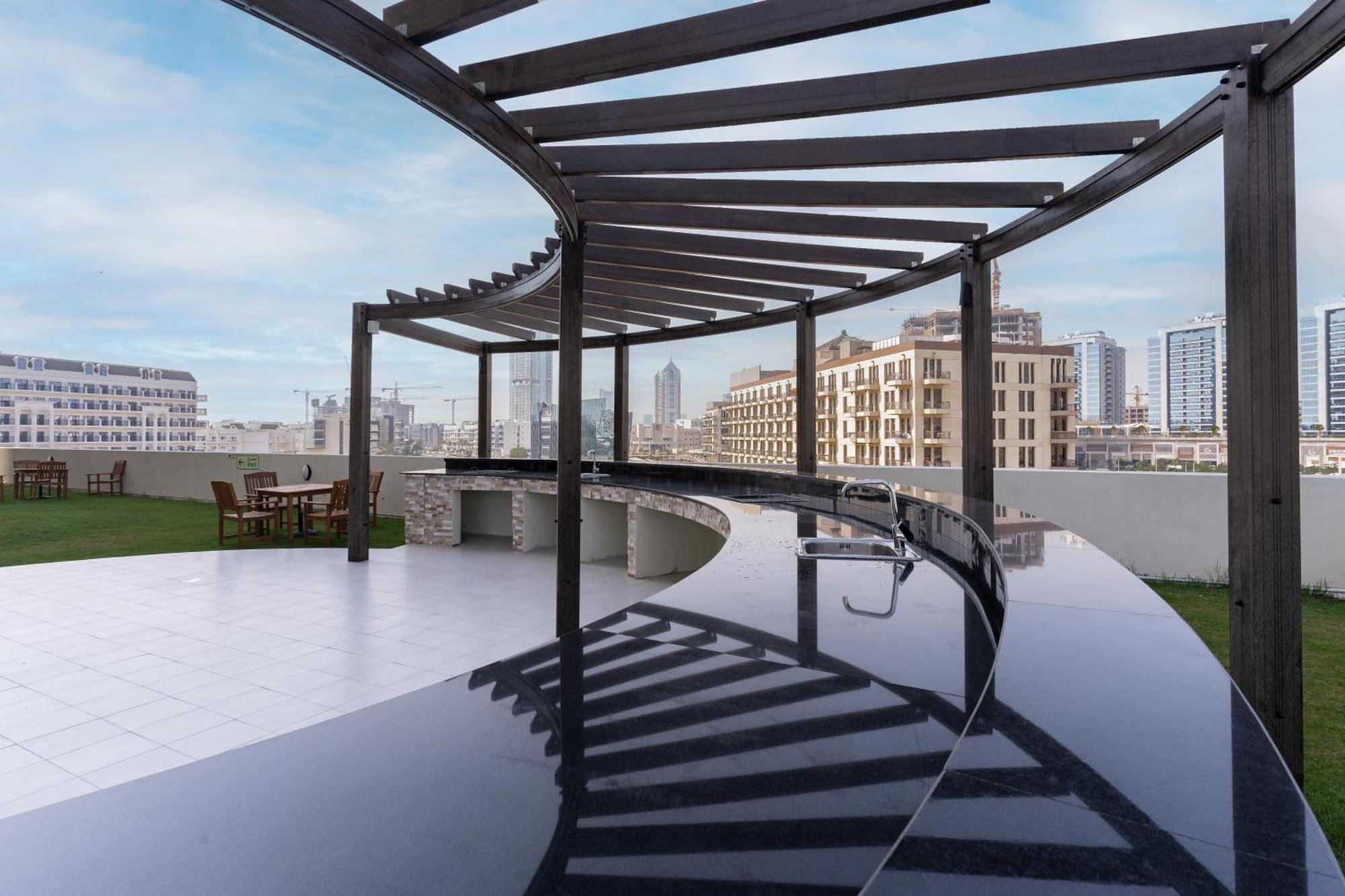 Apartment Exceptional Amenities - In Jewelz By Danube - Allsopp&allsopp *
