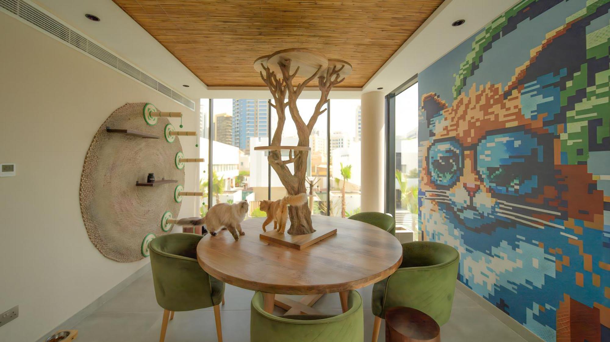 Nas House Private Hotel Dubai