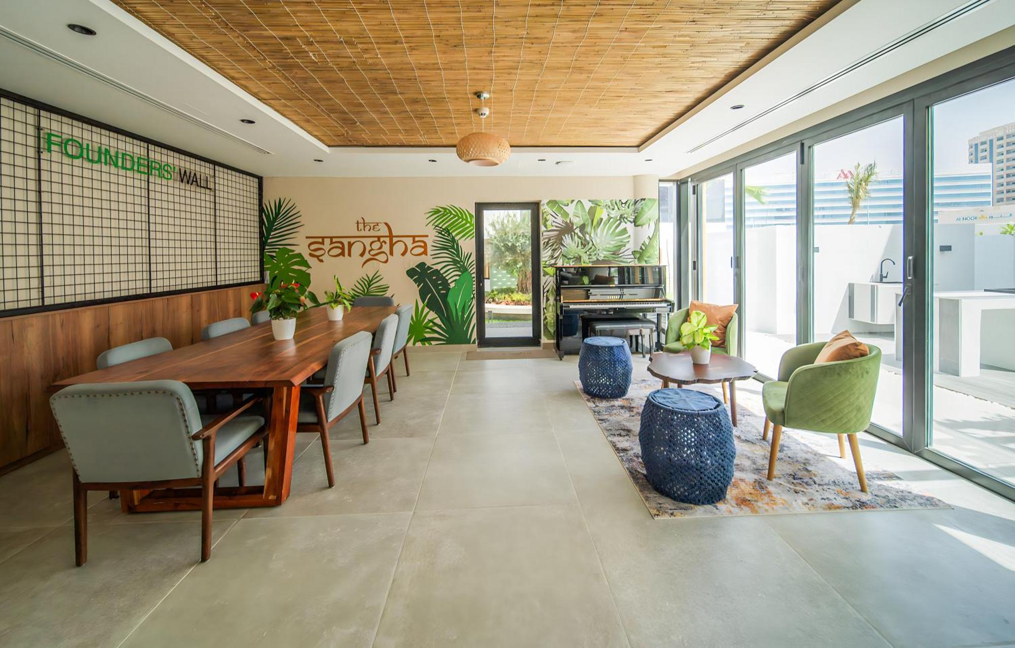 Nas House Private Hotel