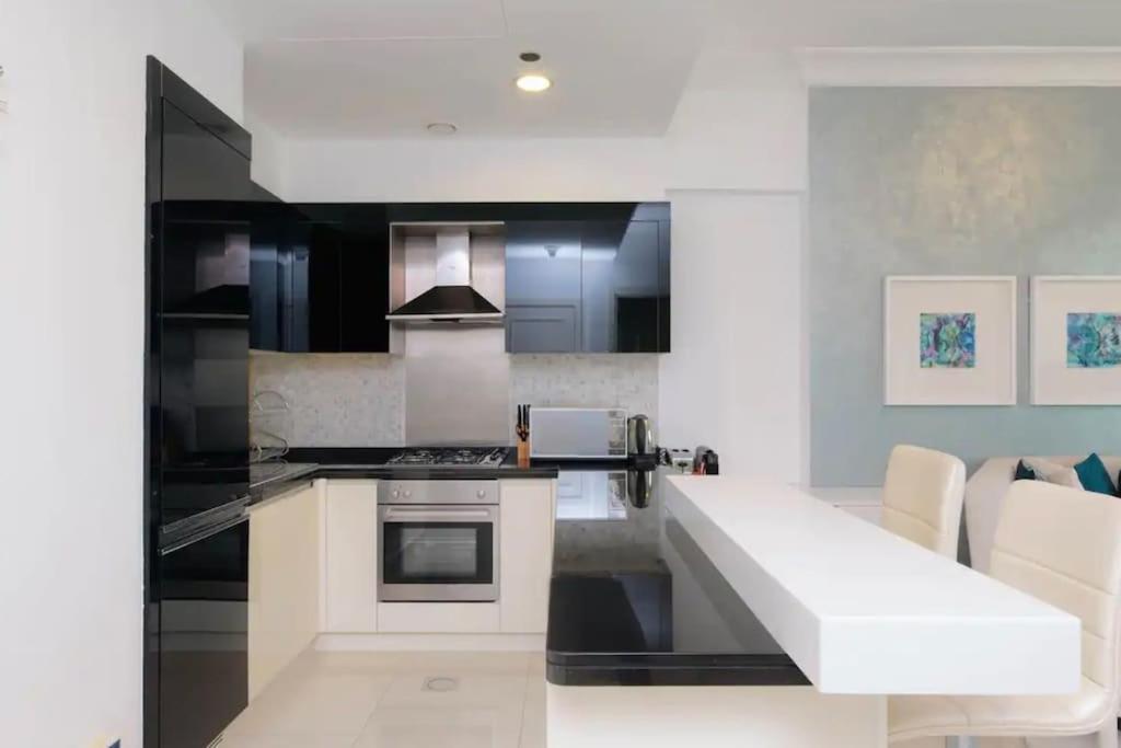 Lux Flat Next To Dubaimall With Burj Khalifa View! Apartment