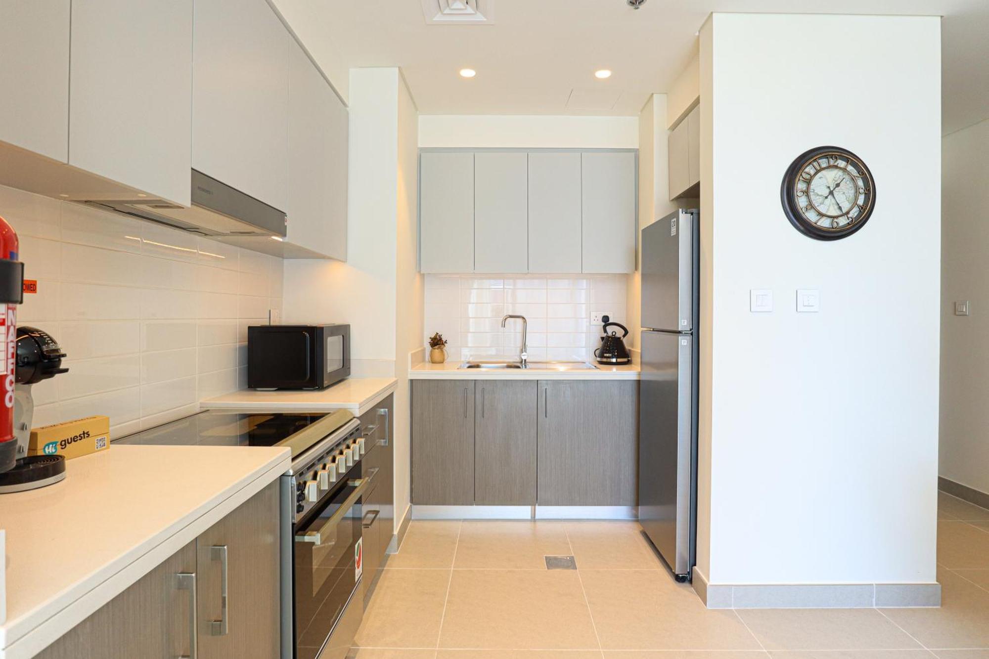 Higuests - Contemporary Comfort 1br In Tower 1 Apartment *