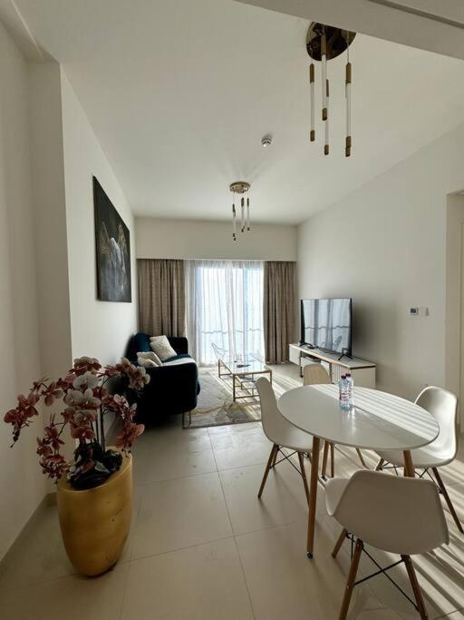 Burj Crown - Luxury Near Burj Khalifa