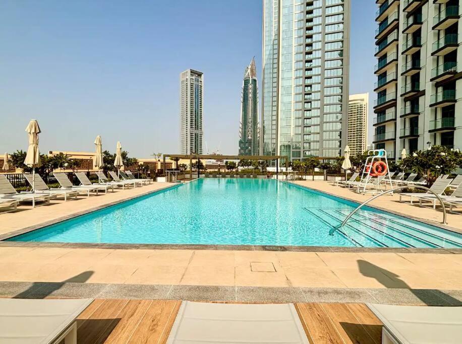 Burj Crown - Luxury Near Burj Khalifa