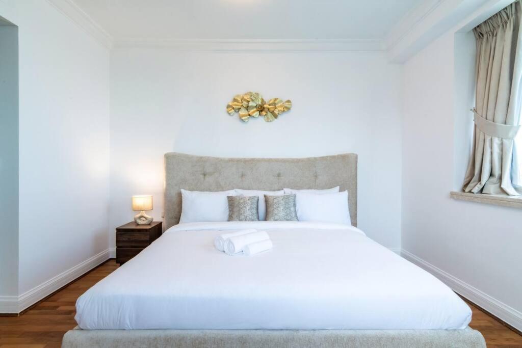 Breathtaking 2br W/180 Degree Views - Marina Dubai