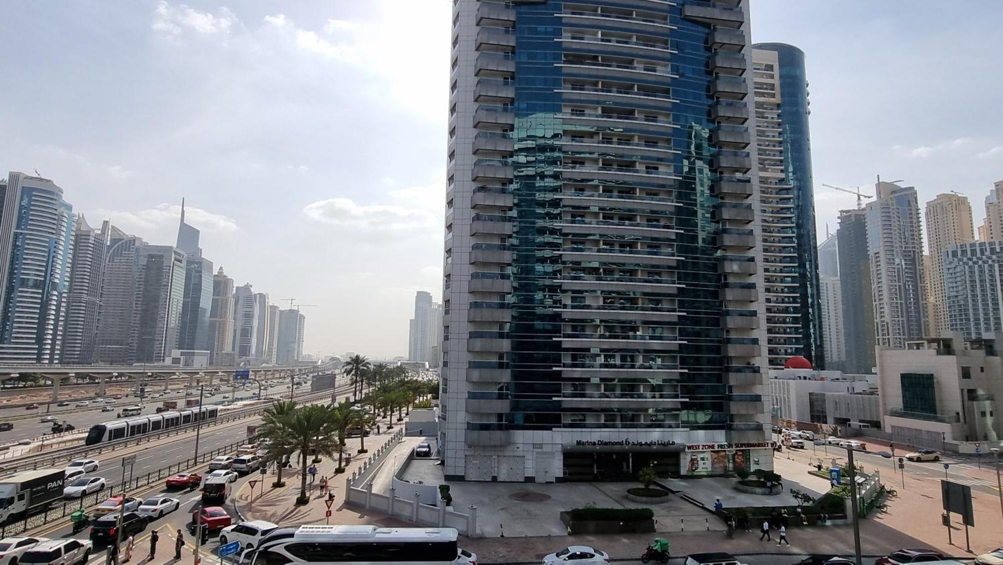 Granada Marina Diamond 5 Apartment Dubai