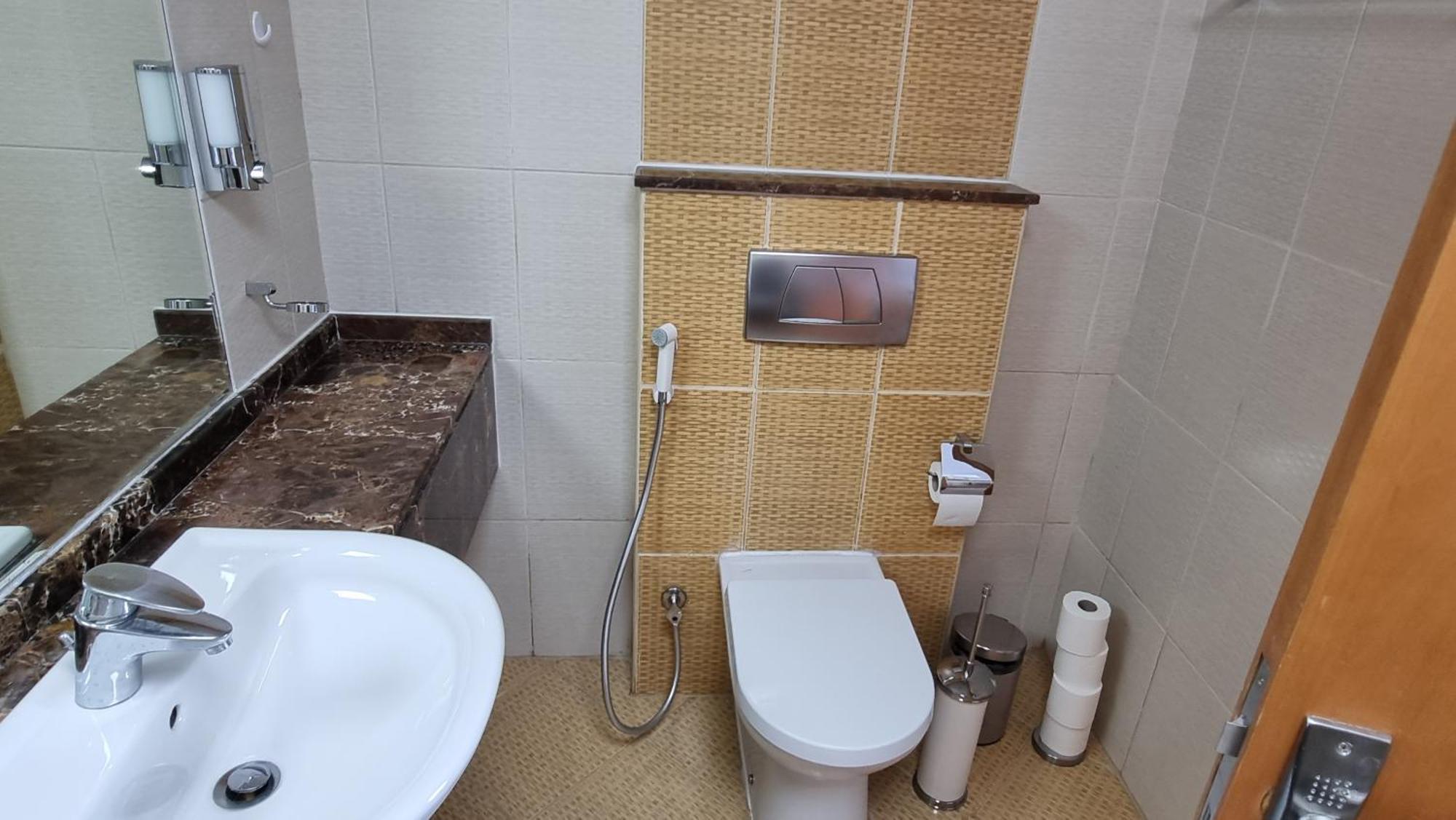Granada Marina Diamond 5 Apartment Dubai