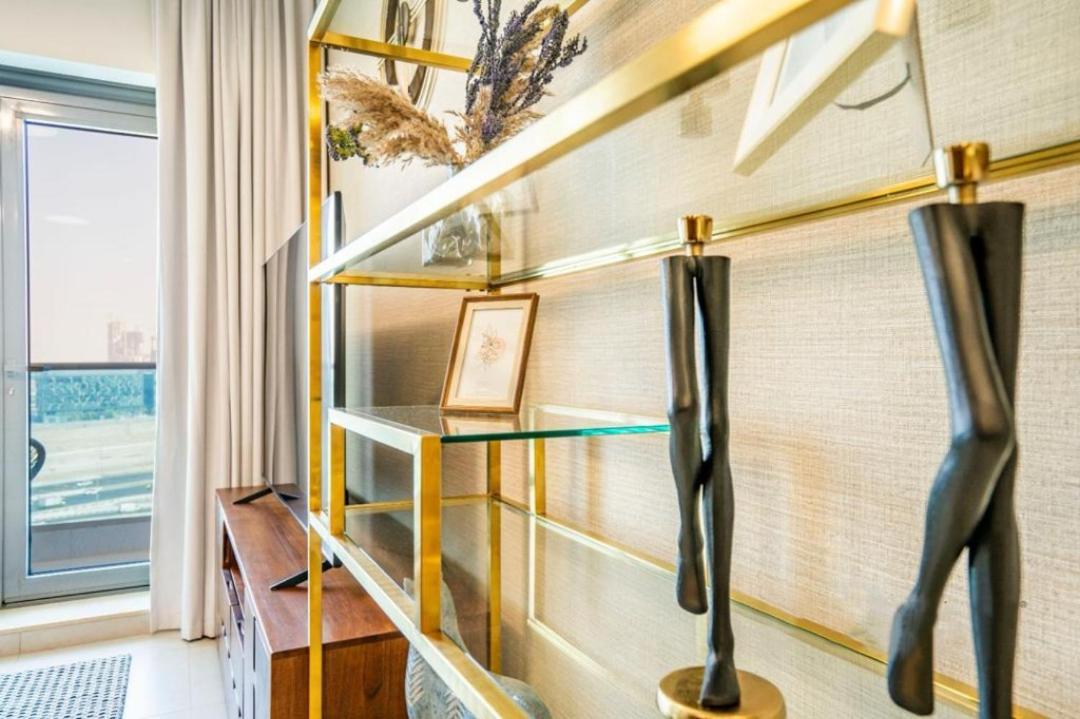Luxury 1-bedroom Oasis Near Downtown * Dubai