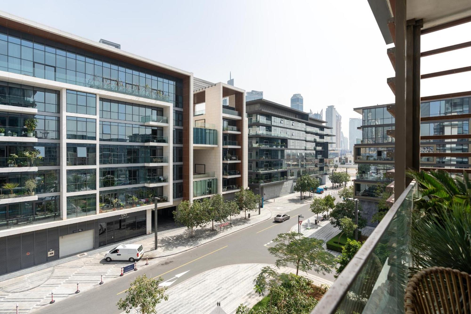 Apartment City Walk - 2br With Terrace - Cityapartmentstay *