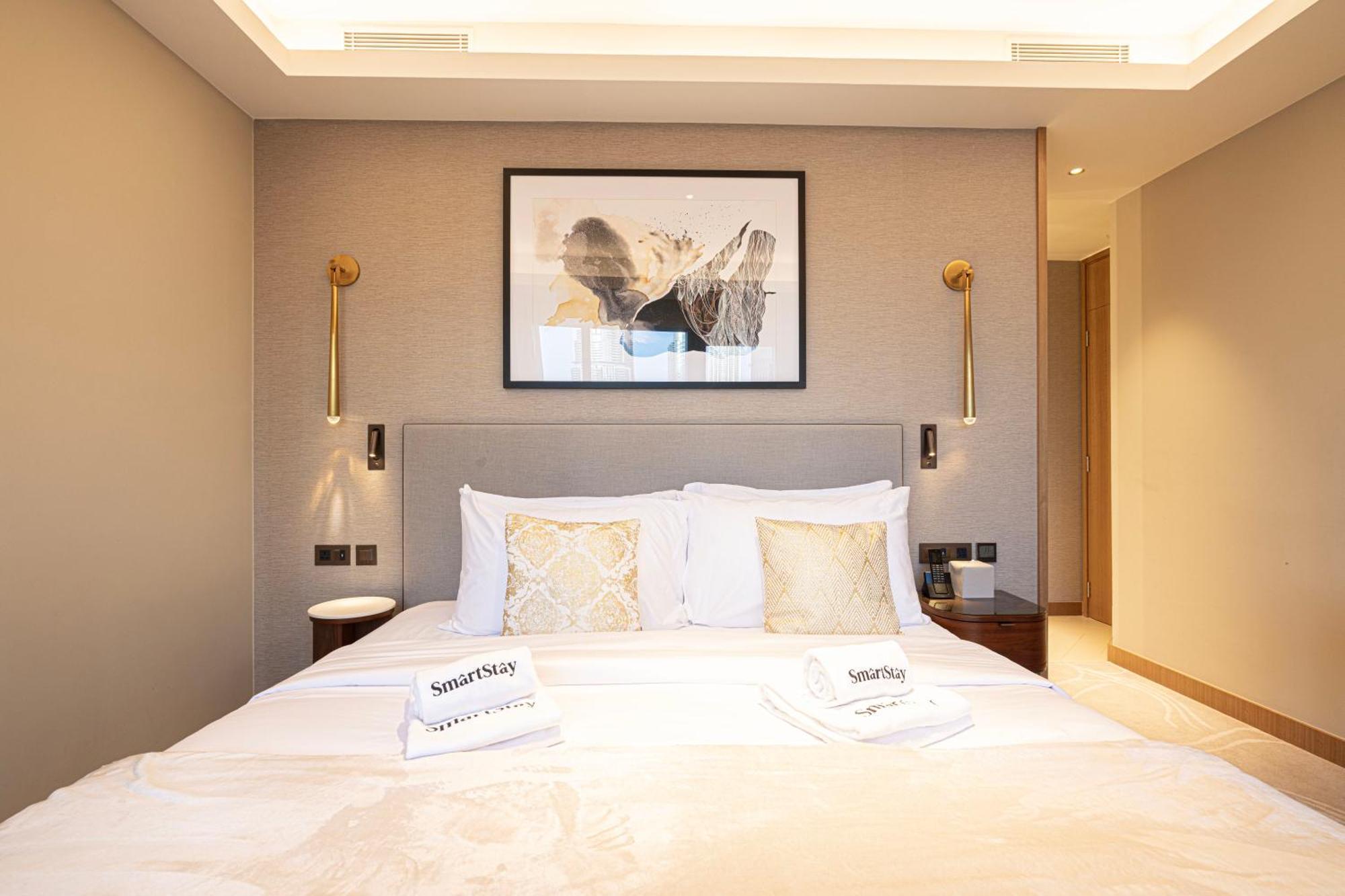 Smartstay At Address Opera - Unique Burj Khalifa Views - Brand New Luxury Residences