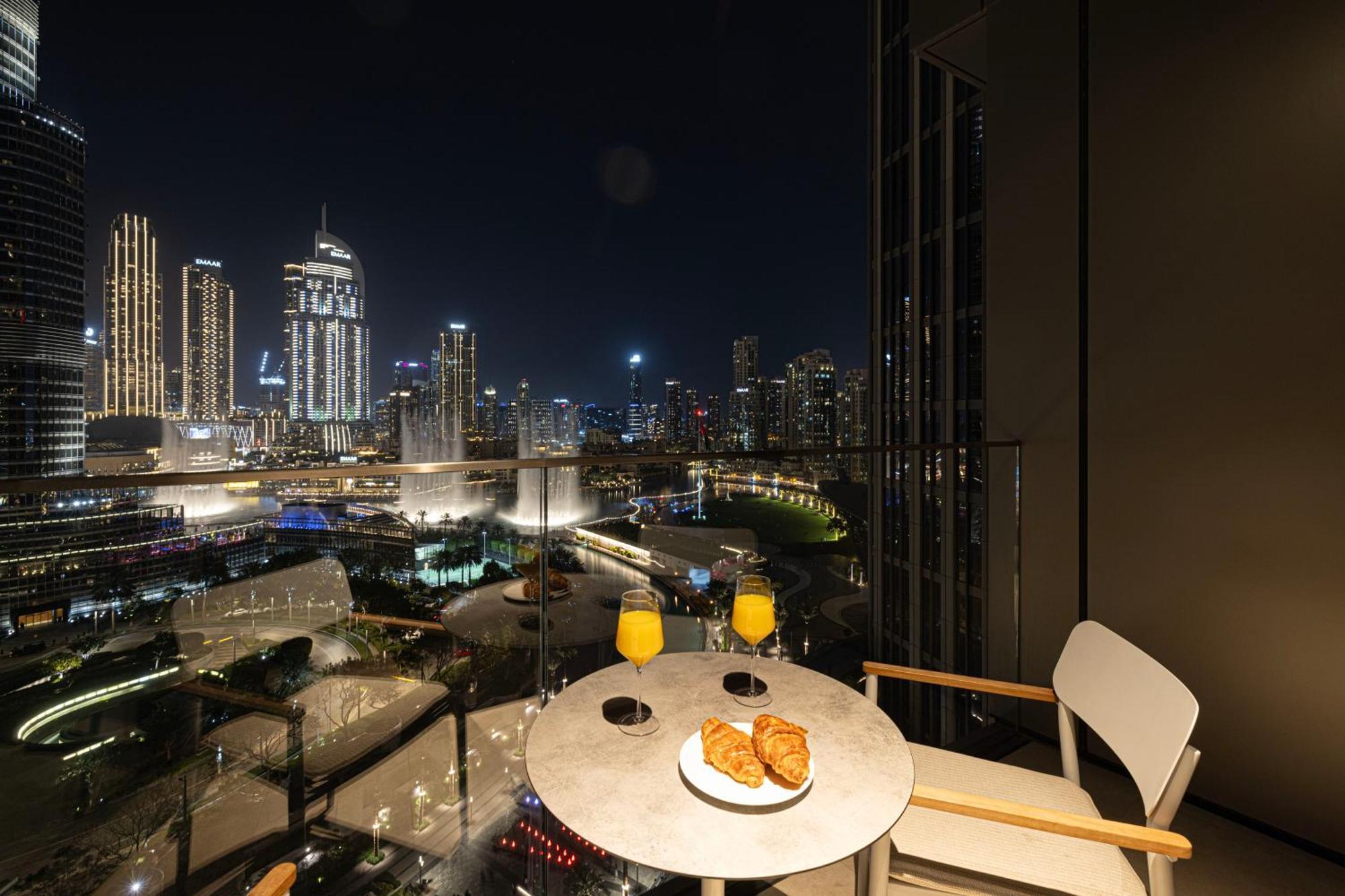 Smartstay At Address Opera - Unique Burj Khalifa Views - Brand New Luxury Residences Dubai