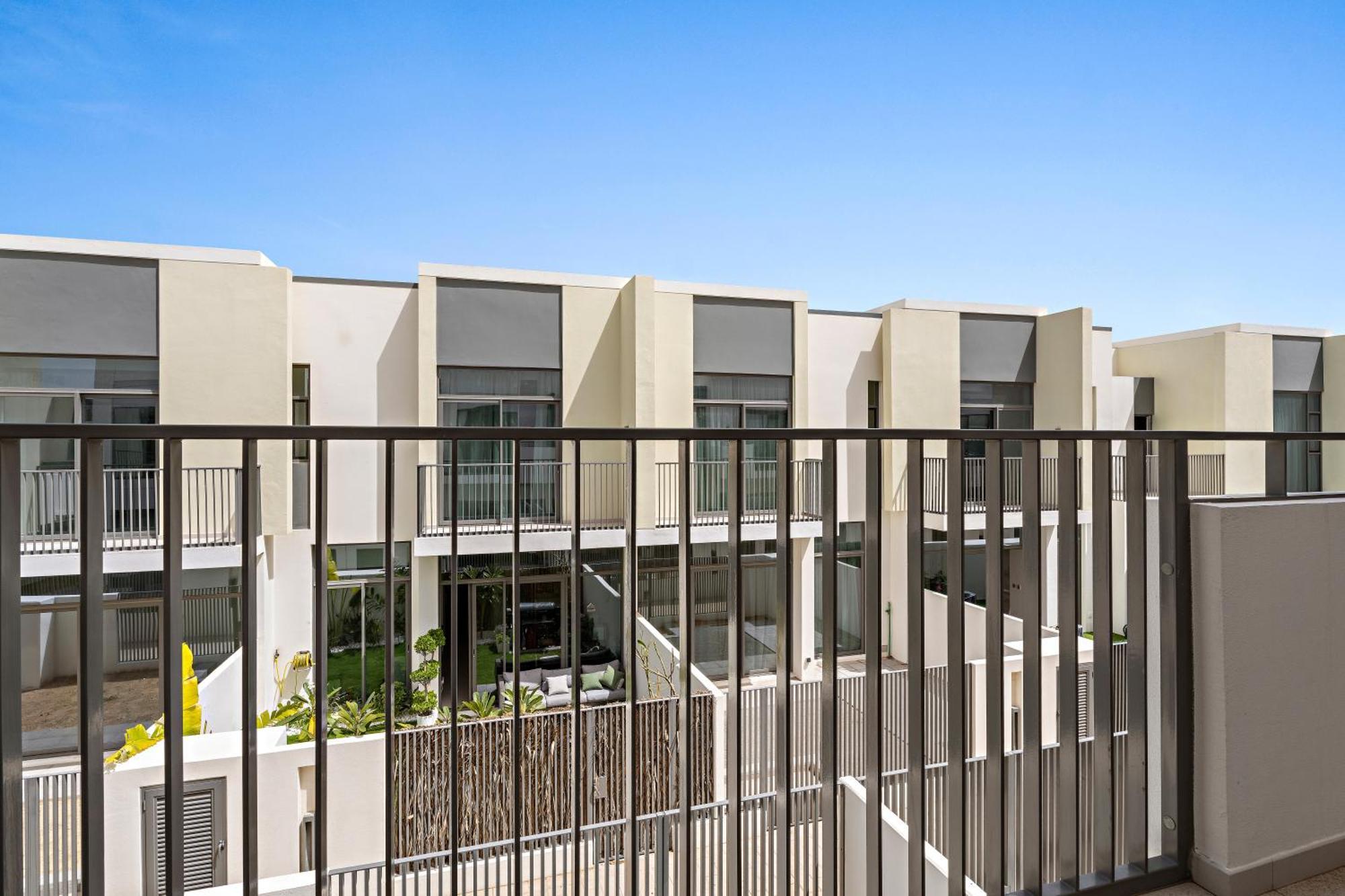 Apartment Luxurious 6-sleeper With Large Outdoor Patio *