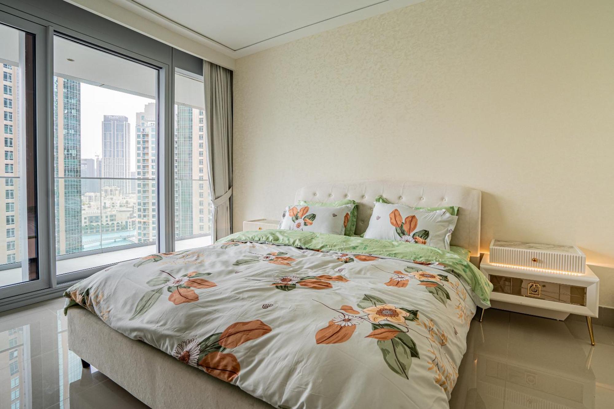 5 Stars Grand Opera Tower Lux 2 Bedroom Downtown Full Burj Khalifa View Apartment Dubai