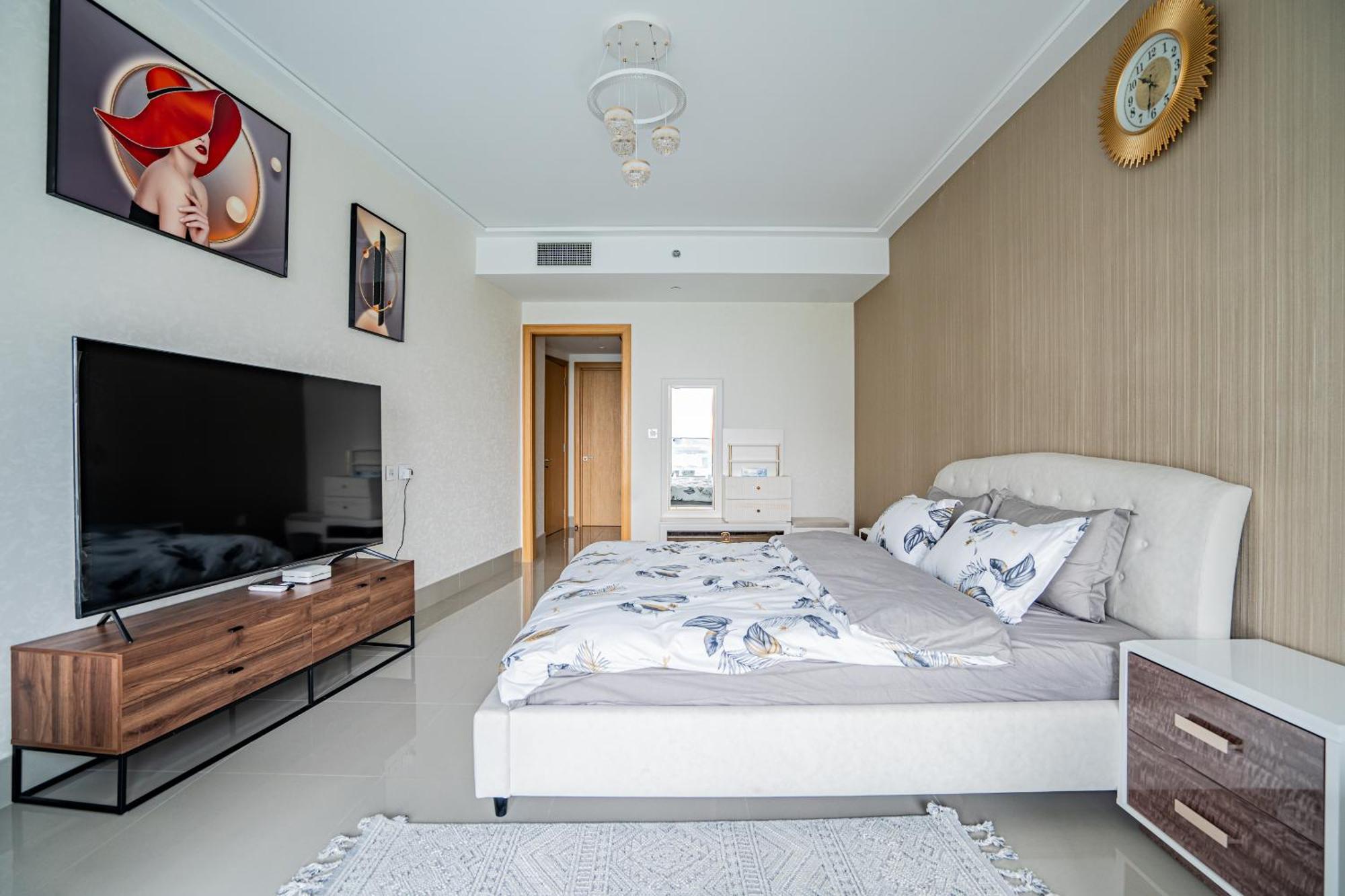 5 Stars Grand Opera Tower Lux 2 Bedroom Downtown Full Burj Khalifa View Apartment *