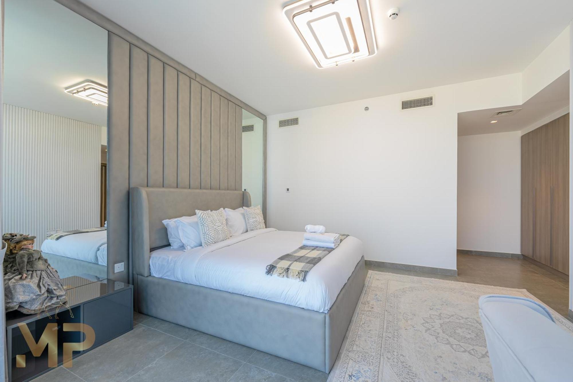 Marco Polo - Surreal Sea, Marina & Eye View On High Floor Apartment *