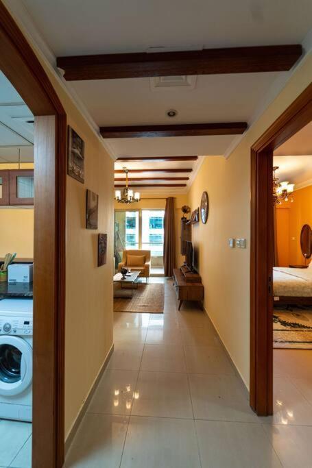 Fantastic Near Metro And Jbr Apartment *