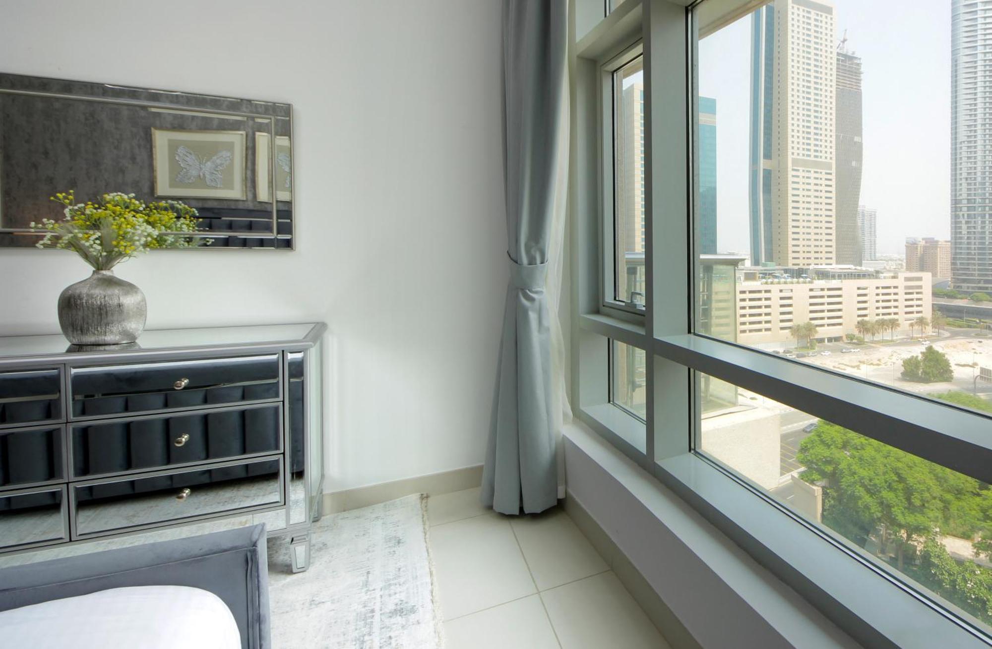 Spectacular 1bhk Near Mall In The Lofts East - Truebleu Homes Apartamento *