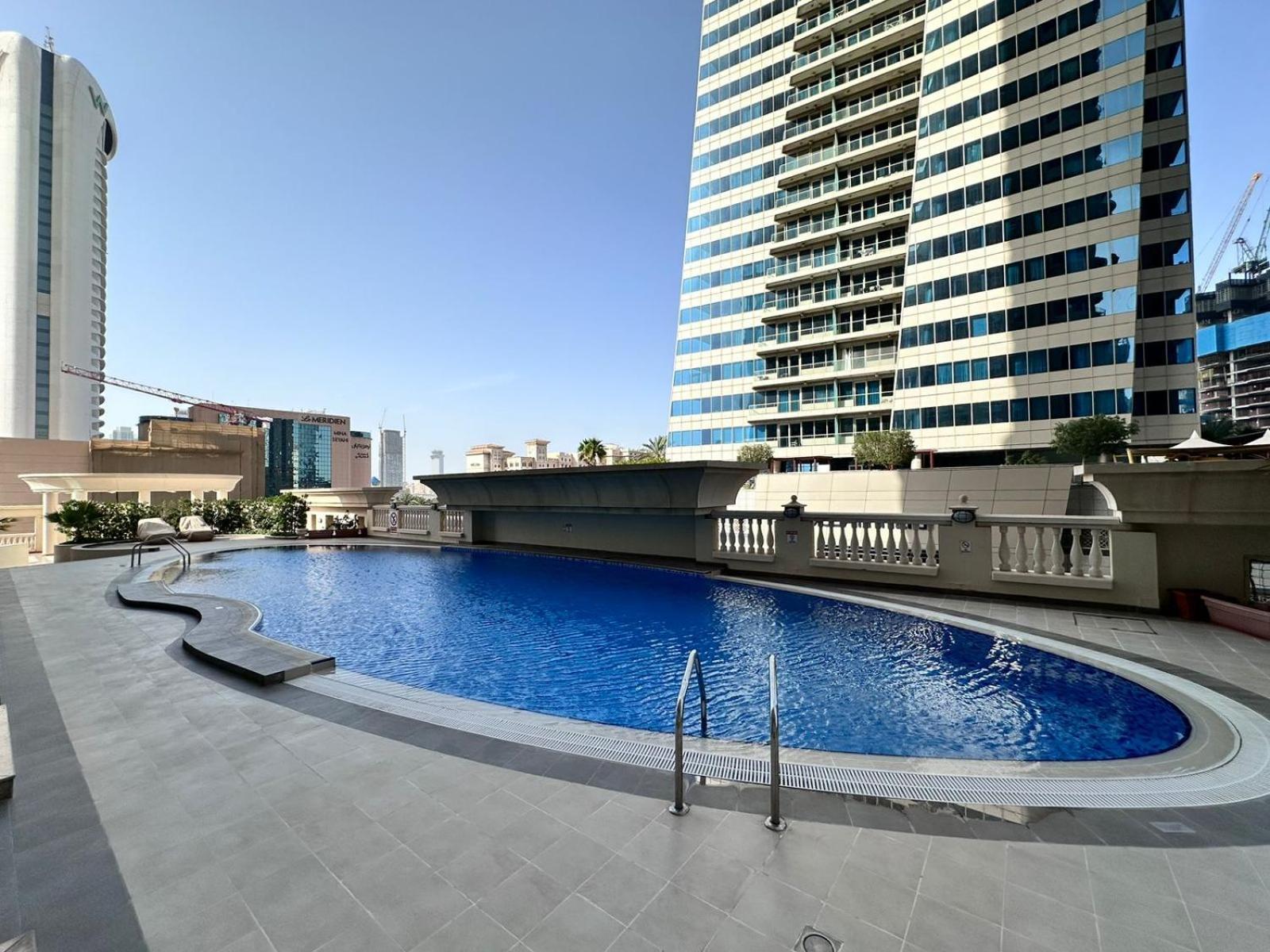 In The Luxury Marina Crown Tower Walk To Barasti Daire