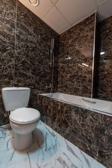 Apartment Fantastic Near Metro And Jbr