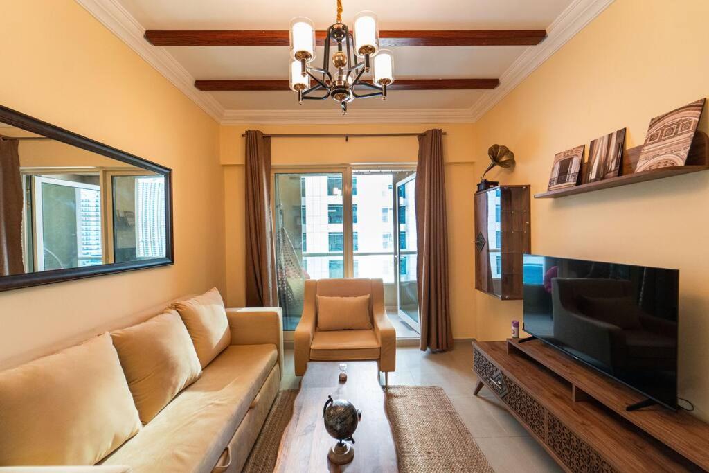 Apartment Fantastic Near Metro And Jbr Dubai